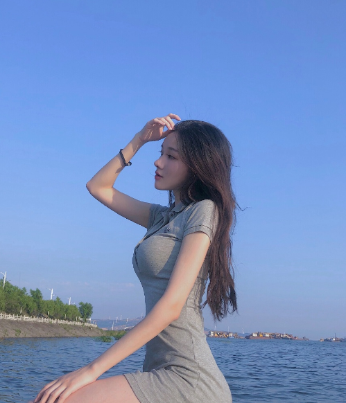 性感学妹骨子里很Sao很浪